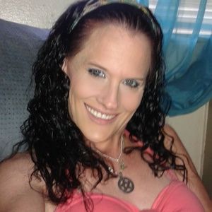 Meet your Posher, Kelli